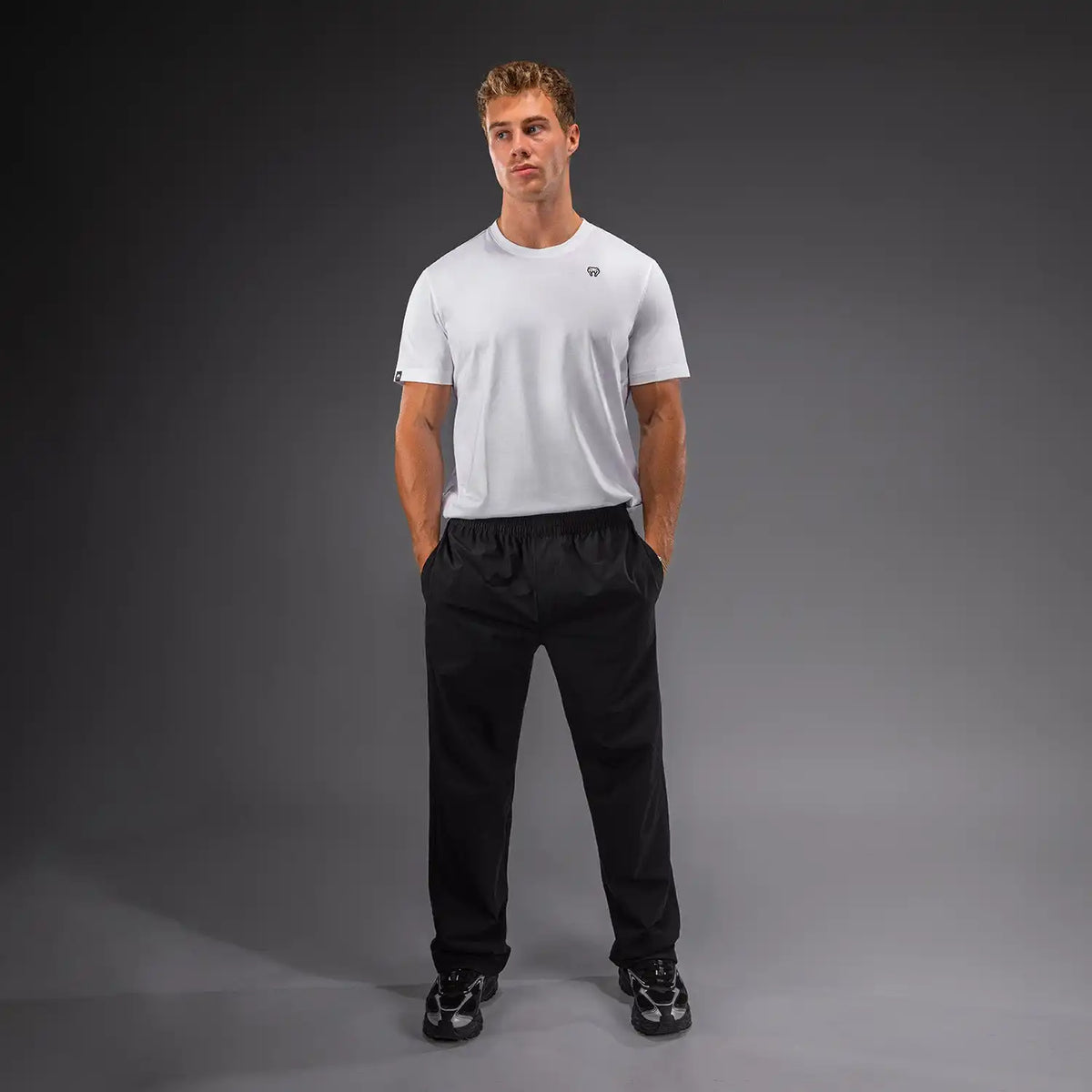 Venum Essential Woven Straight Pants - Black