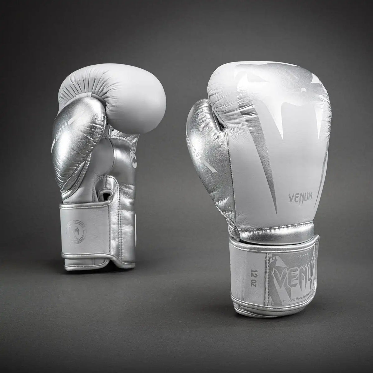Venum Giant 3.0 Boxing Gloves - Grey/Silver
