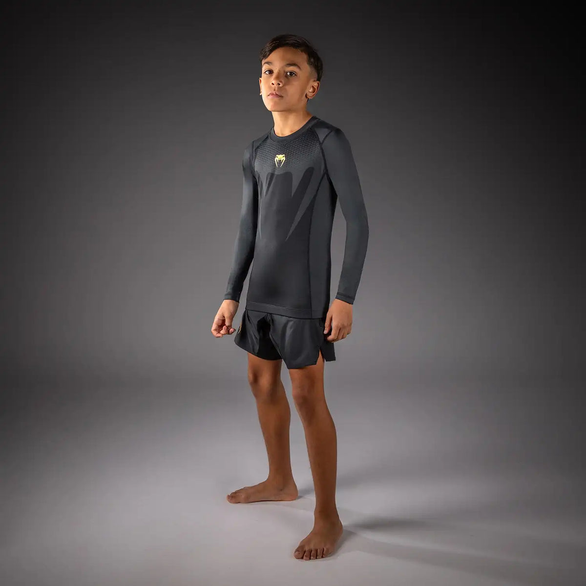 Venum Attack Long Sleeve Rashguard for Kids - Black/Gold