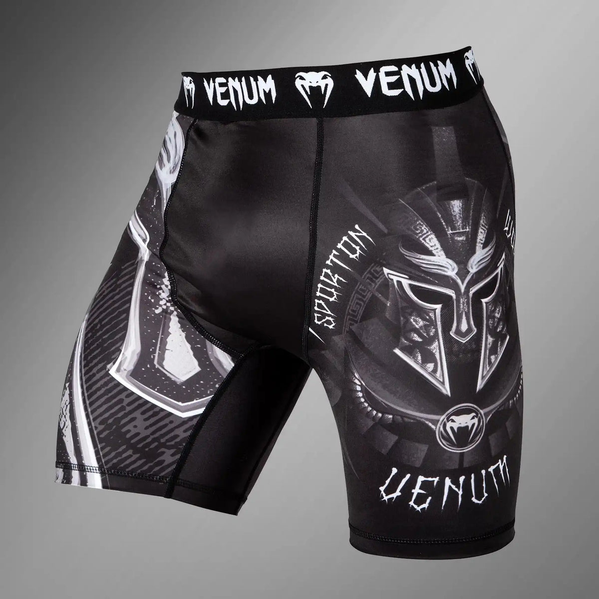 Vale Tudo Shorts Venum Gladiator 3.0 - Black/White