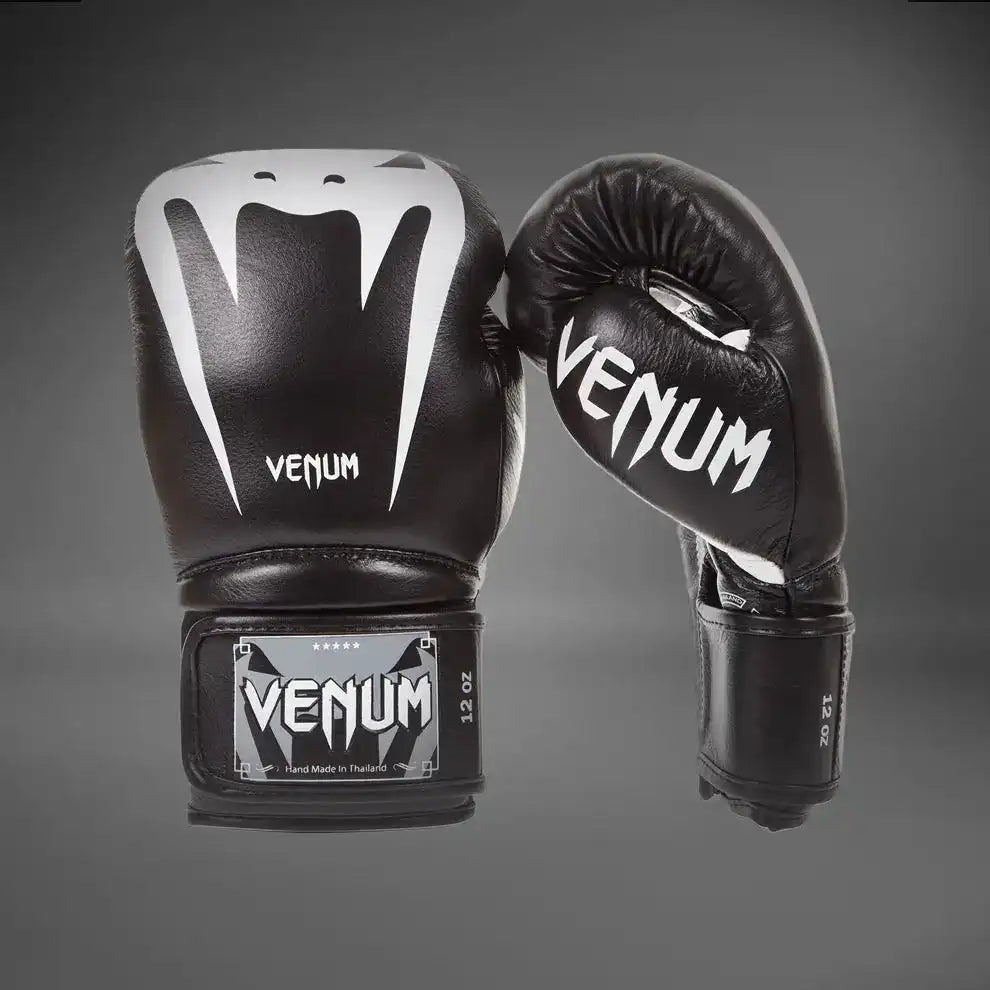 Venum Giant 3.0 Boxing Gloves - Nappa Leather Black