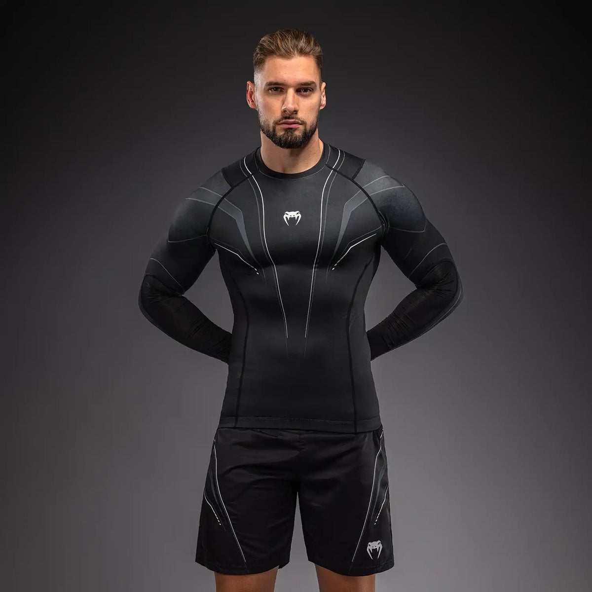 Venum Streamline Long Sleeve Rashguard - Black/White