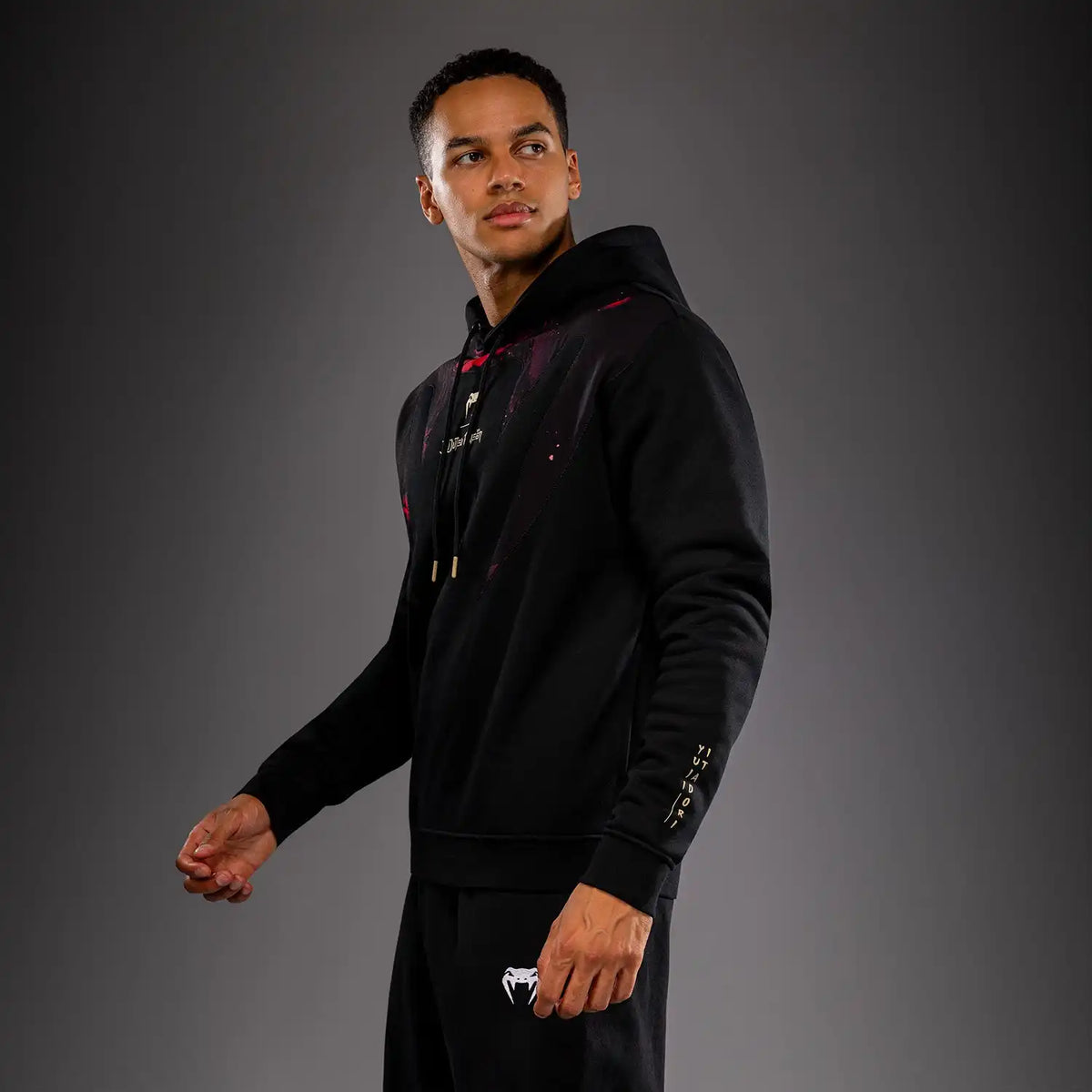 Jujutsu Kaisen x Venum Itadori Hoodie - Black/Red