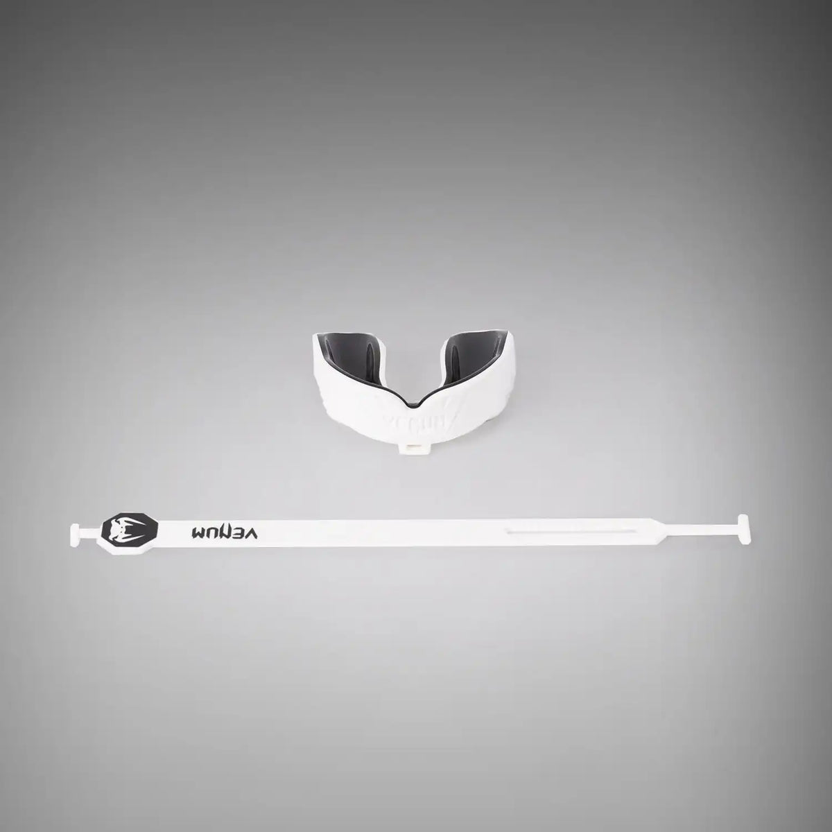 Venum Challenger Mouthguard Strap/Straples - White/Black