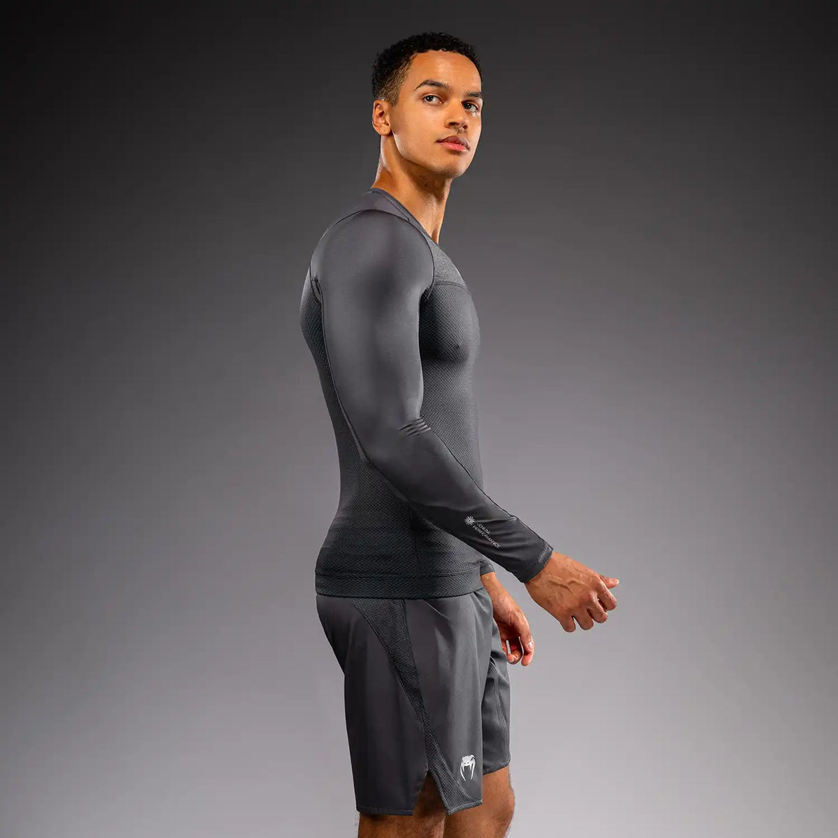 Venum G-Fit Scale Long Sleeve Rashguard - Grey