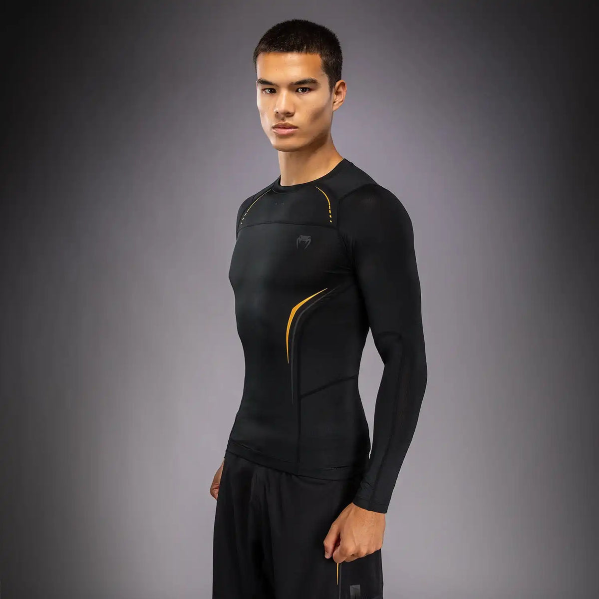 Venum G-Core Long Sleeve Rashguard - Black/Gold