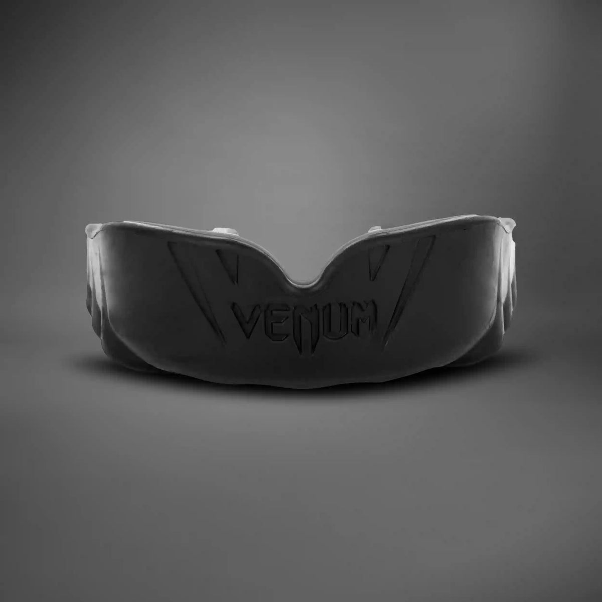 Venum Challenger Mouthguard - Black