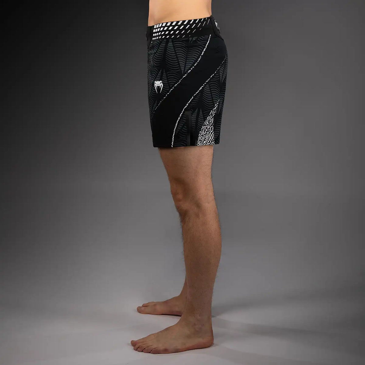 Men's UFC Zenith by Venum Black Authentic Fight Night Short Fit Fight Short