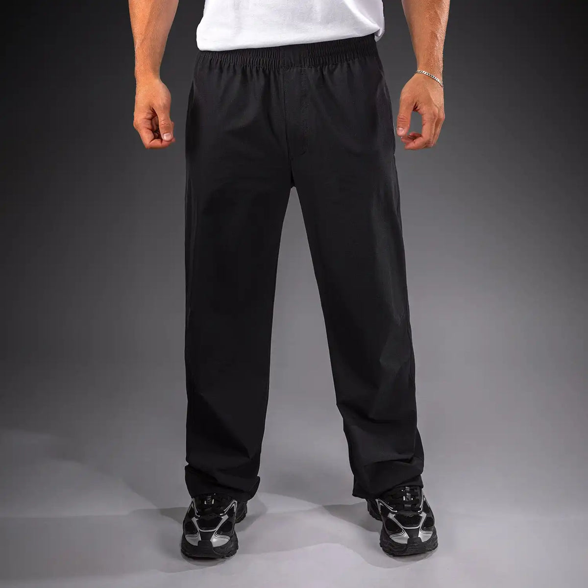 Venum Essential Woven Straight Pants - Black