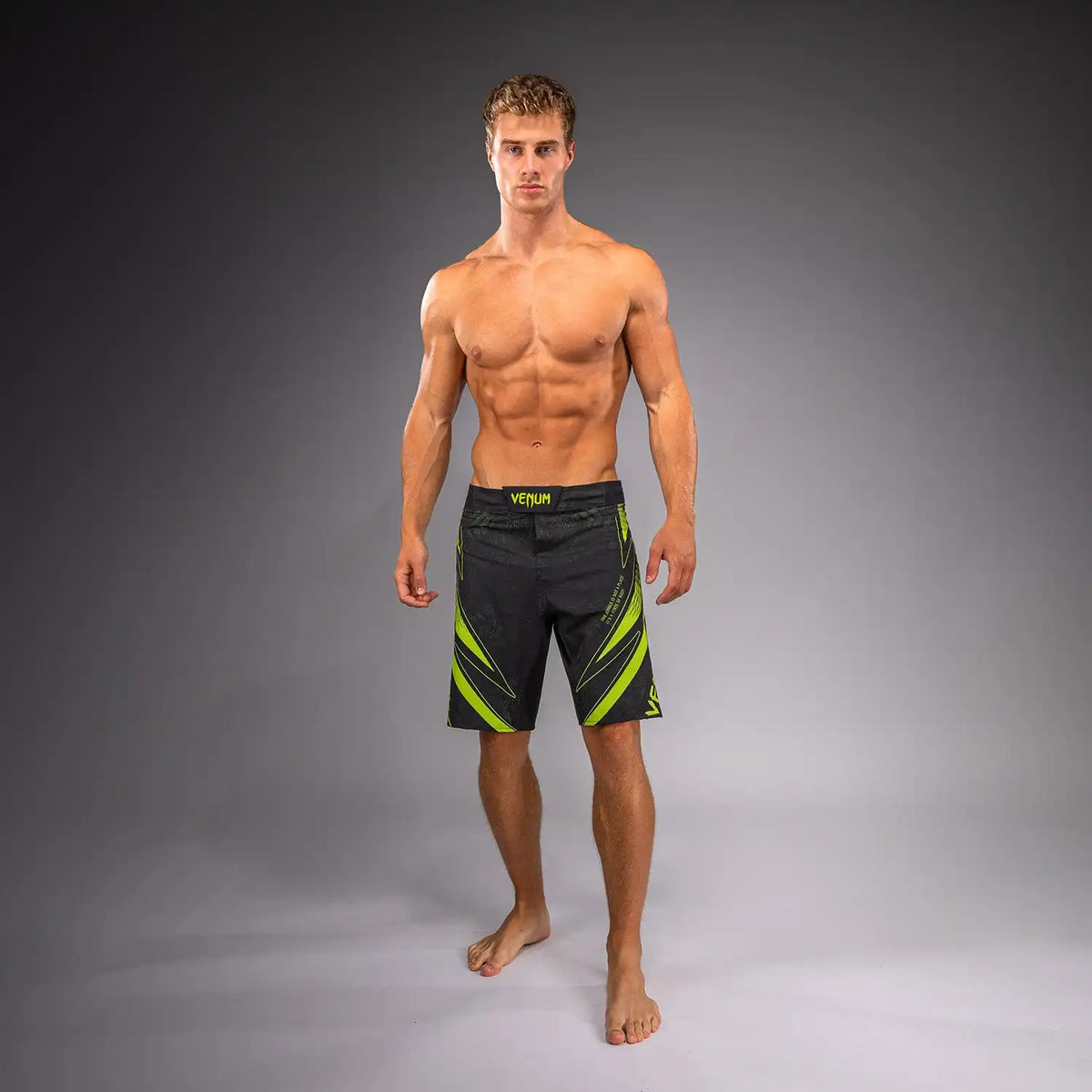 Venum Amazonia Reborn Fightshorts - Black/Green