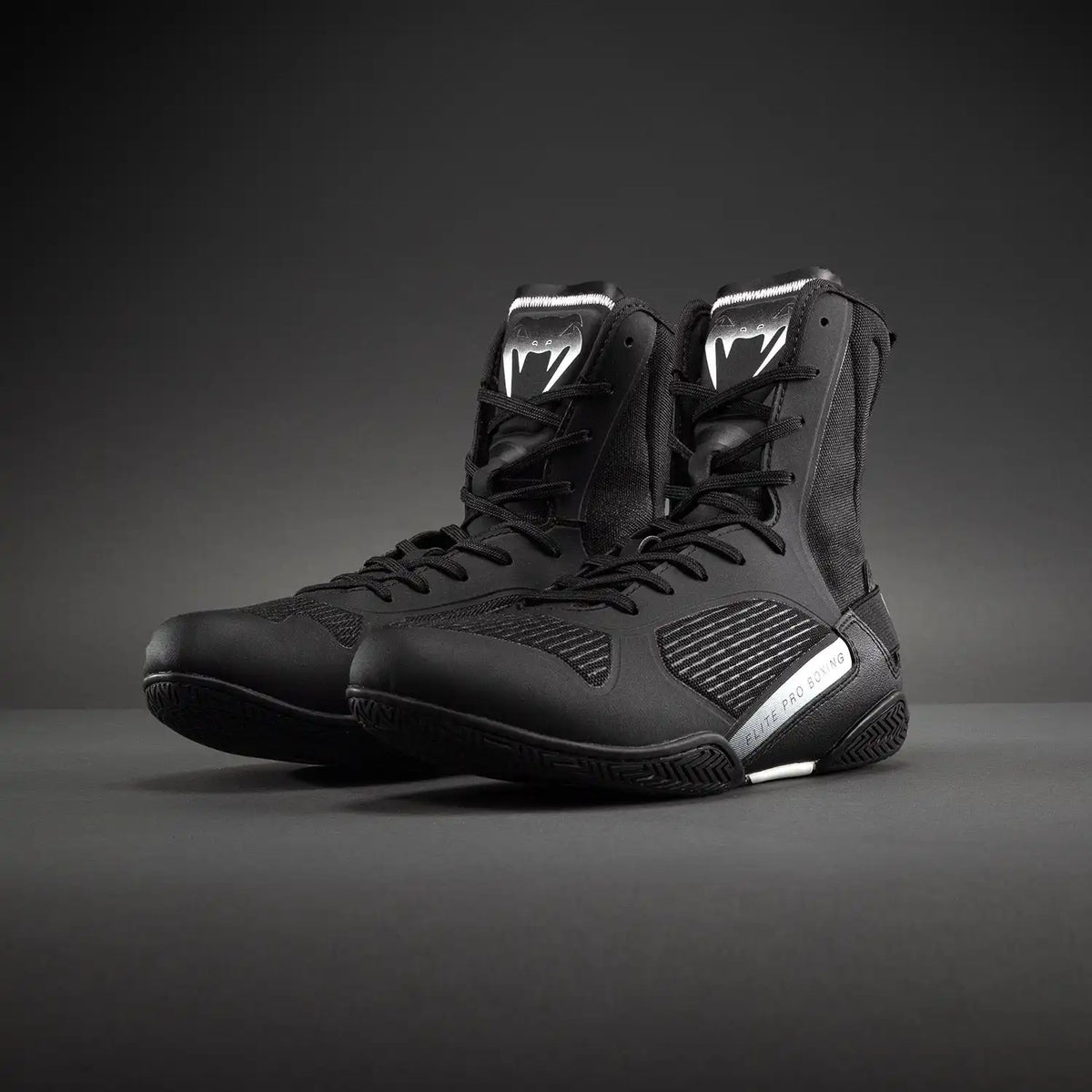 Venum Elite Neo Boxing Shoes - Black/White