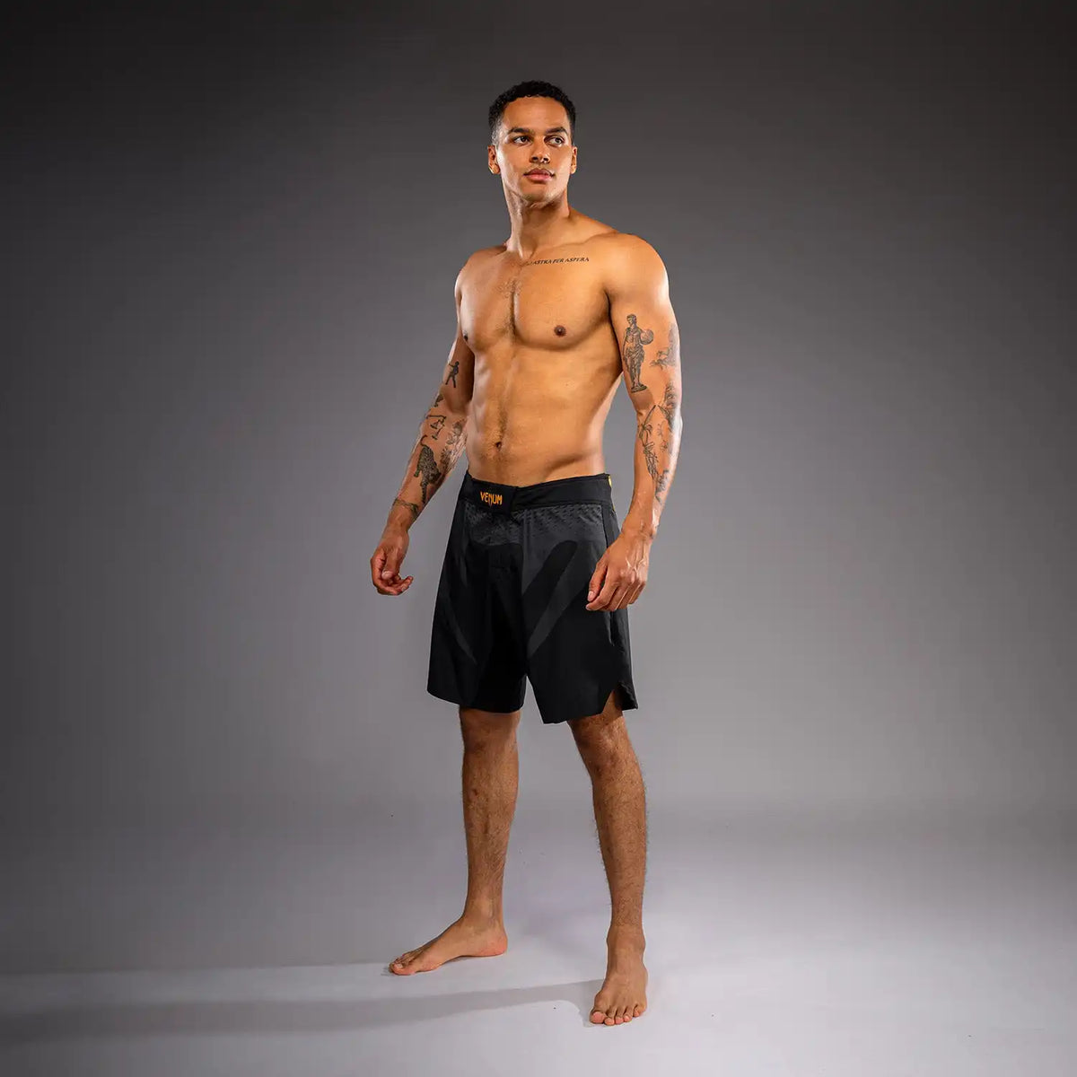 Venum Attack Fightshorts - Black/Gold
