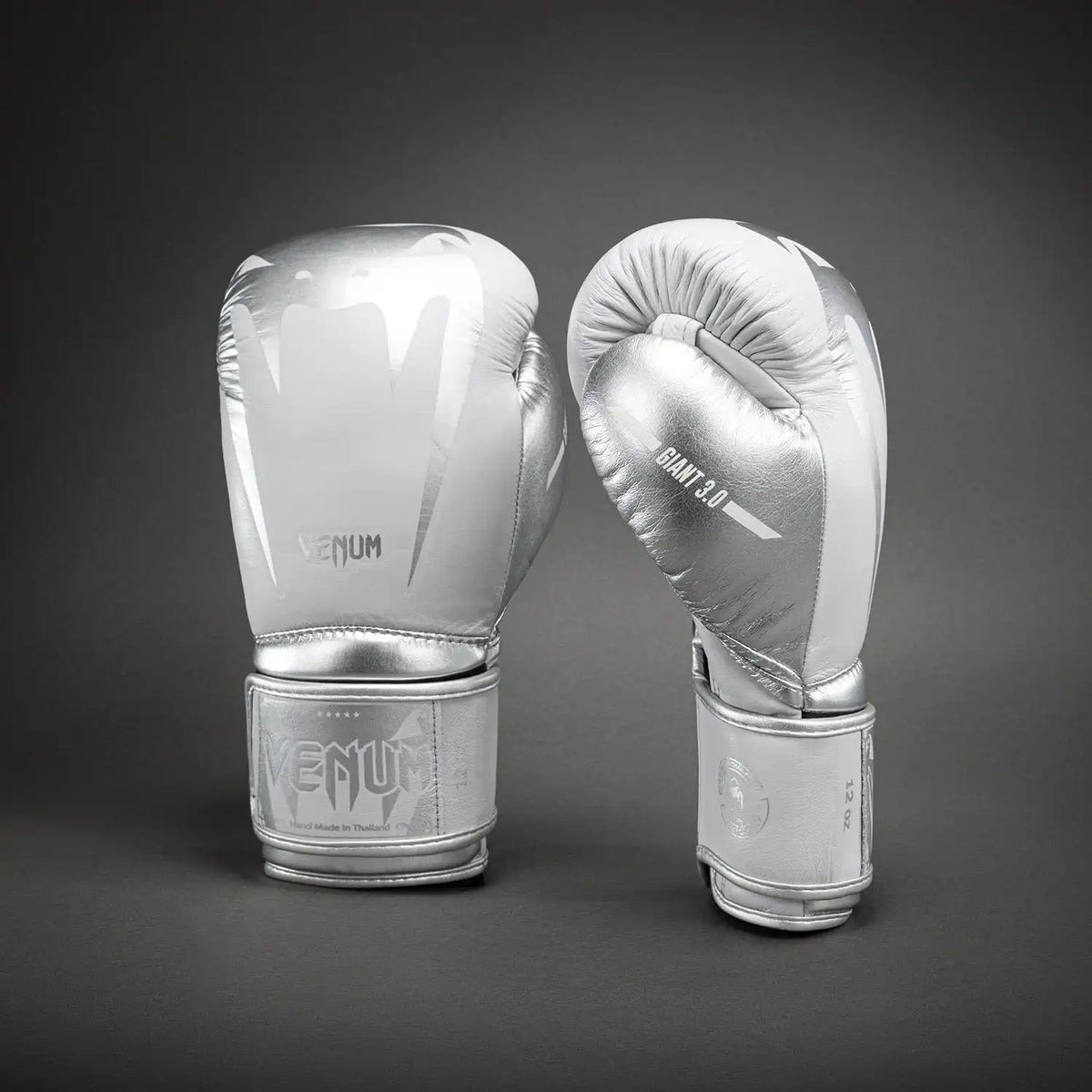 Venum Giant 3.0 Boxing Gloves - Grey/Silver