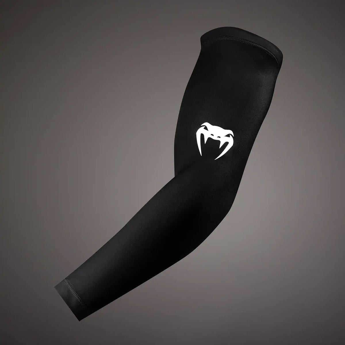Venum Lineup Arm Sleeves - Black/White