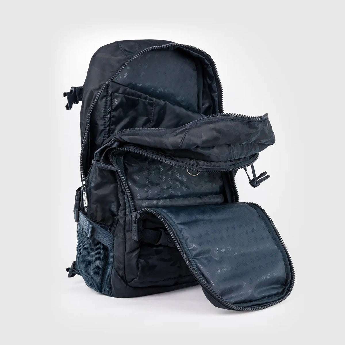 Venum Challenger Pro BackPack (20-25L) - Camo/Blue