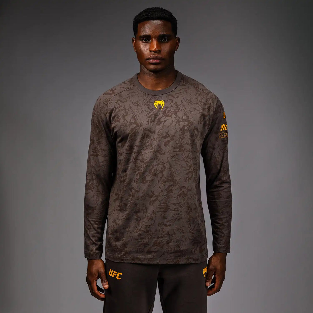 UFC Fusion by Venum Fight Week Men’s Long Sleeve T-Shirt - Earthen Brown