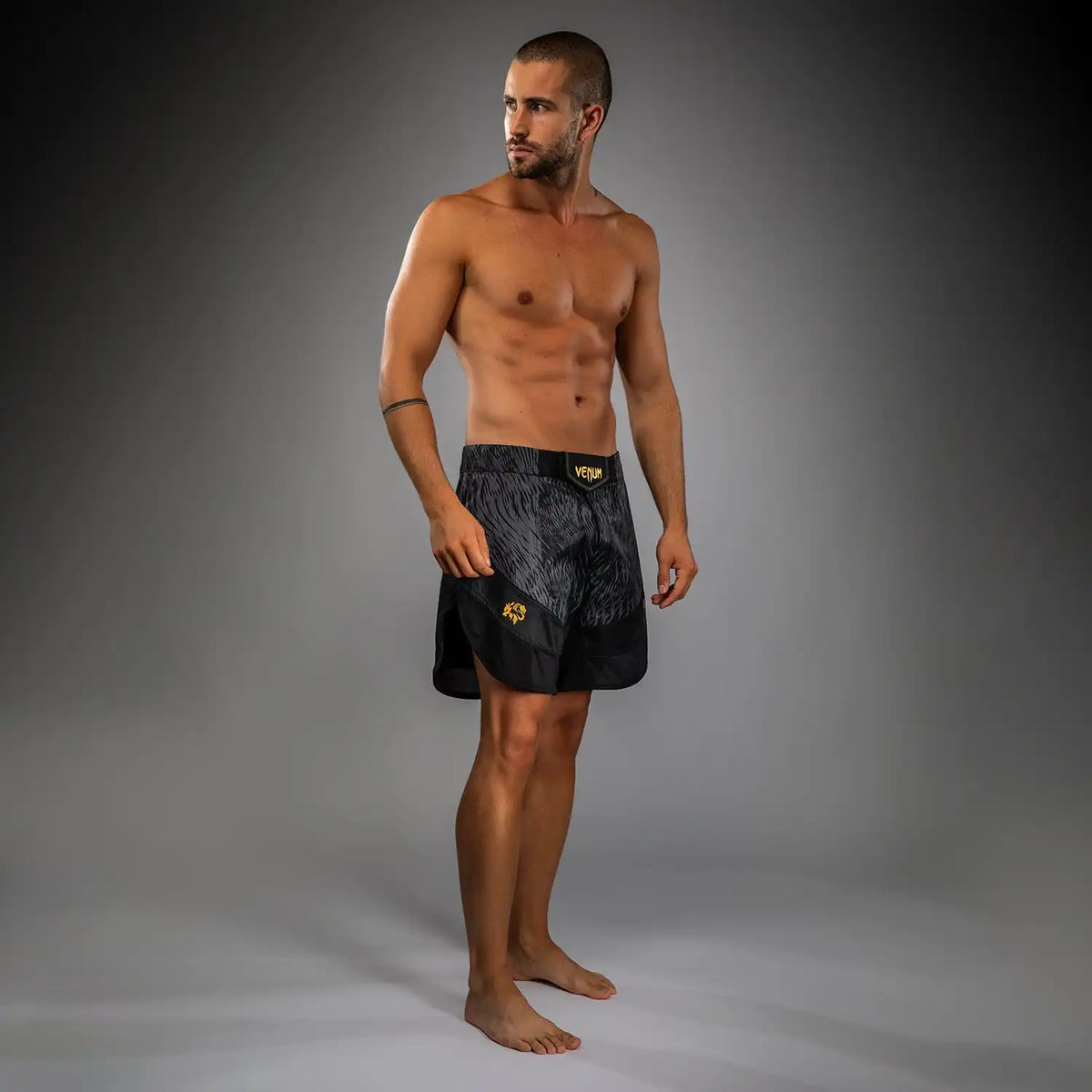 Venum x Chimaev Fightshorts - Black/Grey