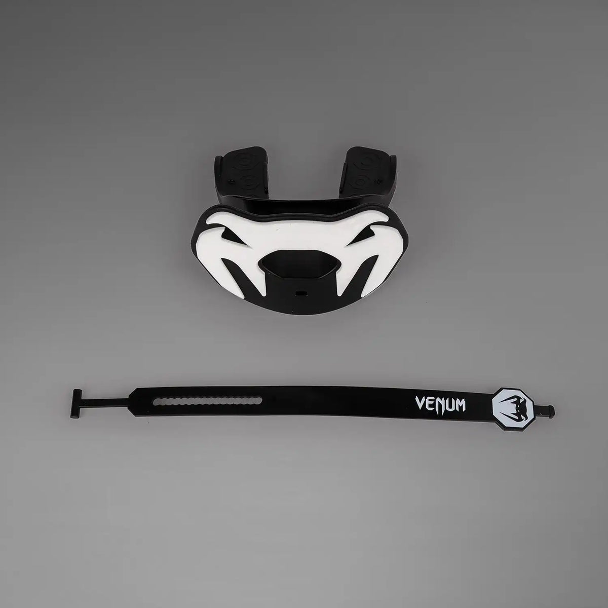 Venum Elite Lip Protector Mouthguard Logo Edition - Black/White
