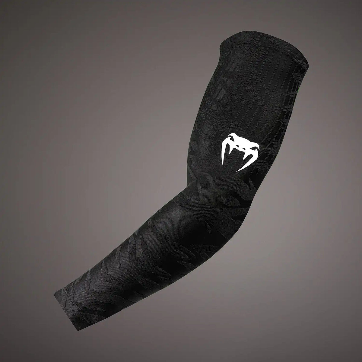 Venum Elite Arm Sleeves - Black/White